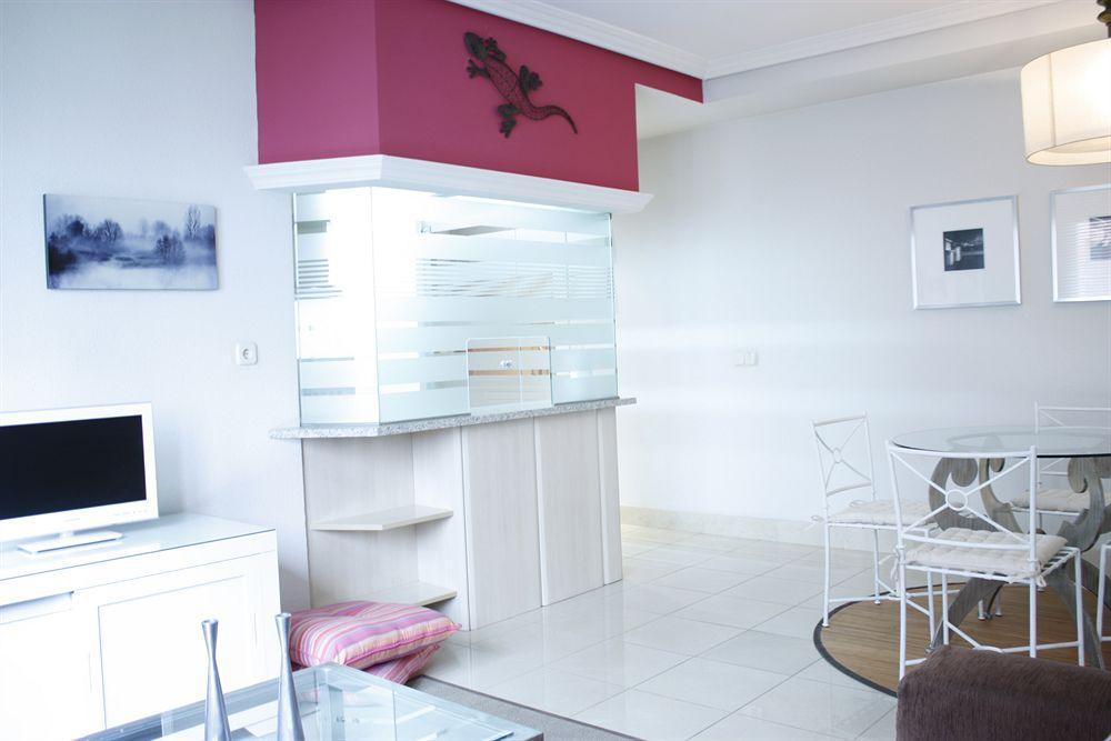 Wootravelling Plaza De Oriente Homtels Apartment Madrid Bagian luar foto
