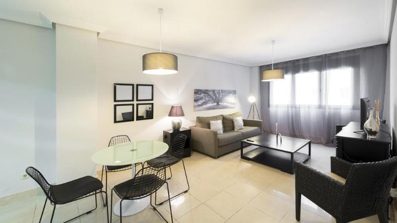 Wootravelling Plaza De Oriente Homtels Apartment Madrid Bagian luar foto